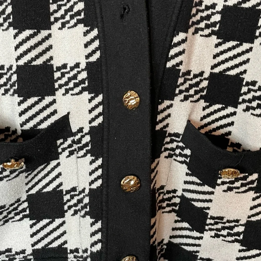 Philosophy Black and White Houndstooth Cardigan with Gold Buttons Size‎ Small